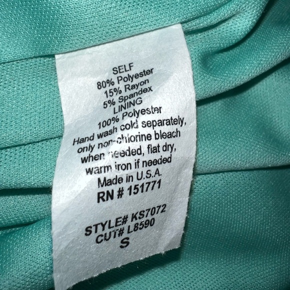 Heathery Green Ribbed Maxi Skirt Size Small - Picture 4 of 4